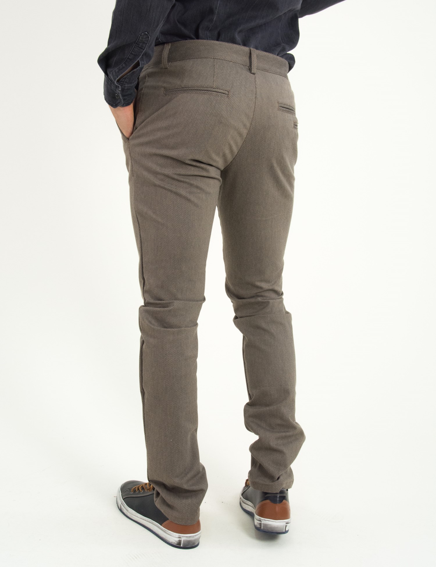 Ανδρικό υφασμάτινο παντελόνι σκούρο μπέζ GioS 6708W18 φωτογραφία